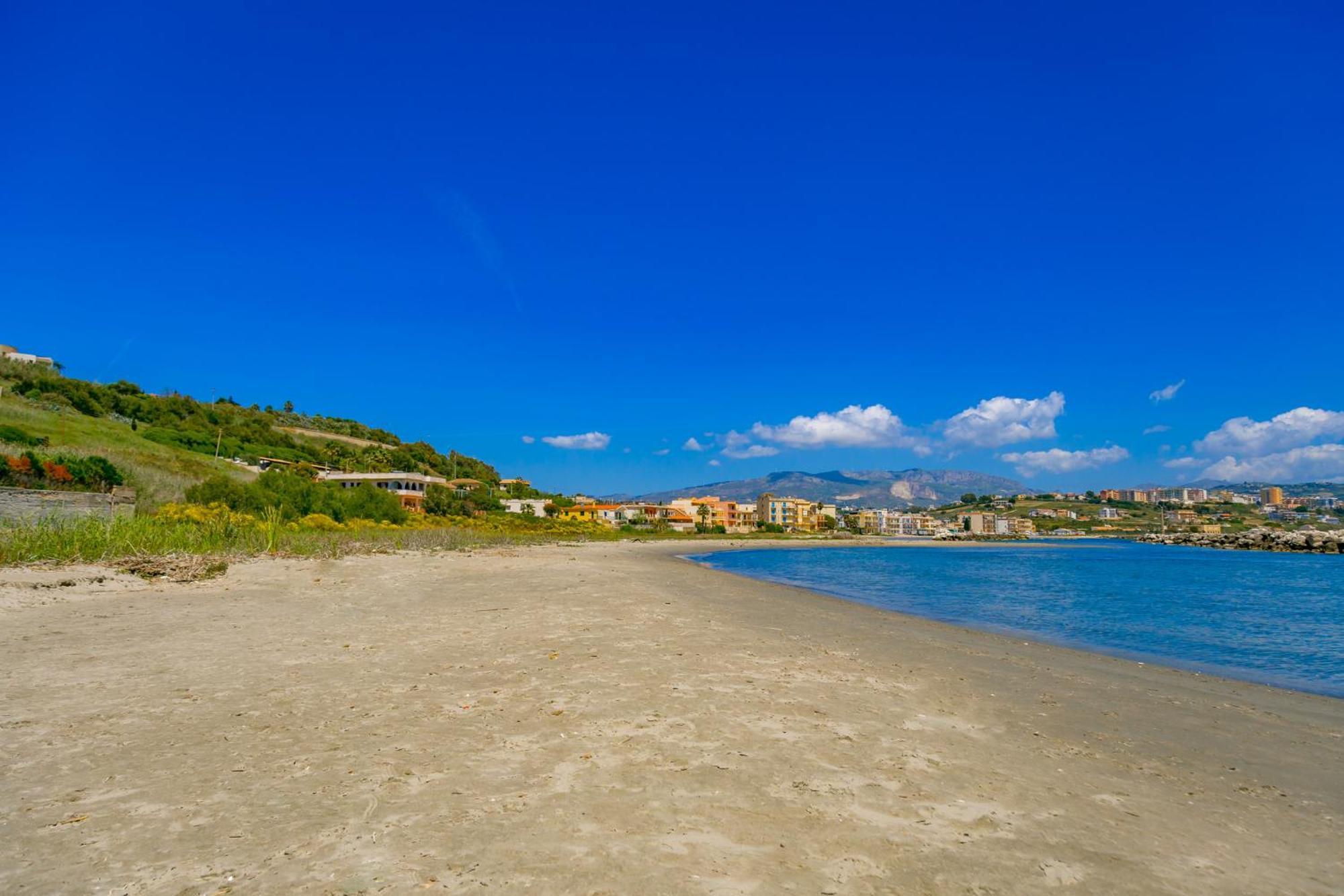!!! 2 Min Dalla Spiaggia !!! - Casa Vacanze Coralli Шакка Экстерьер фото